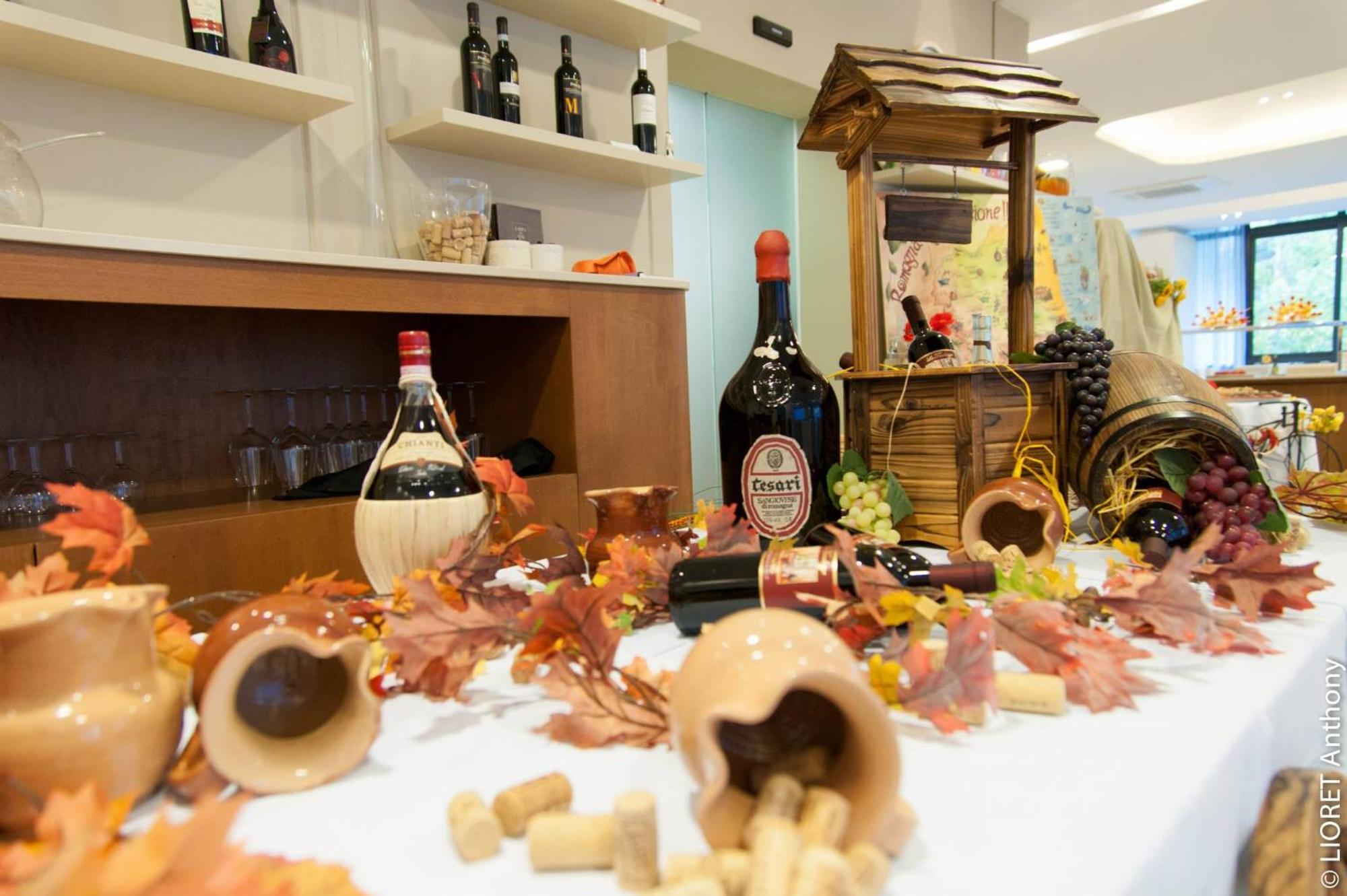 Renzo Hotel Cesena Bagian luar foto